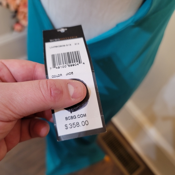 Prom ,special occasion gown - Picture 4 of 10